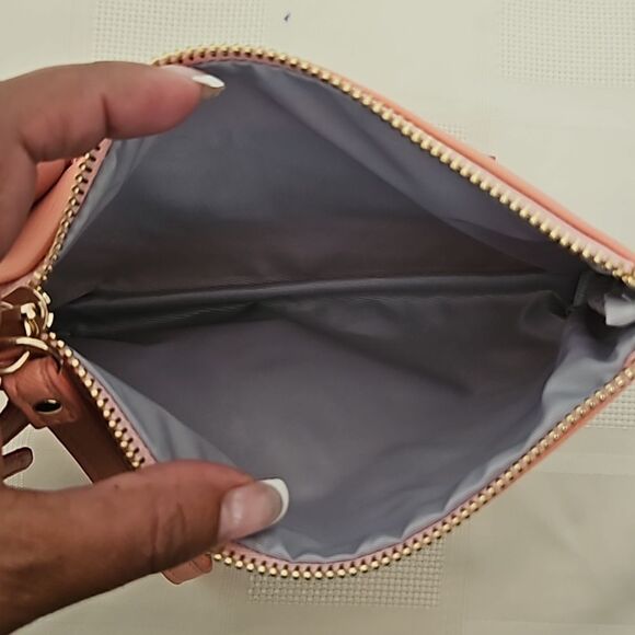 Pandora Wrist Purse Pink Small - Picture 3 of 16